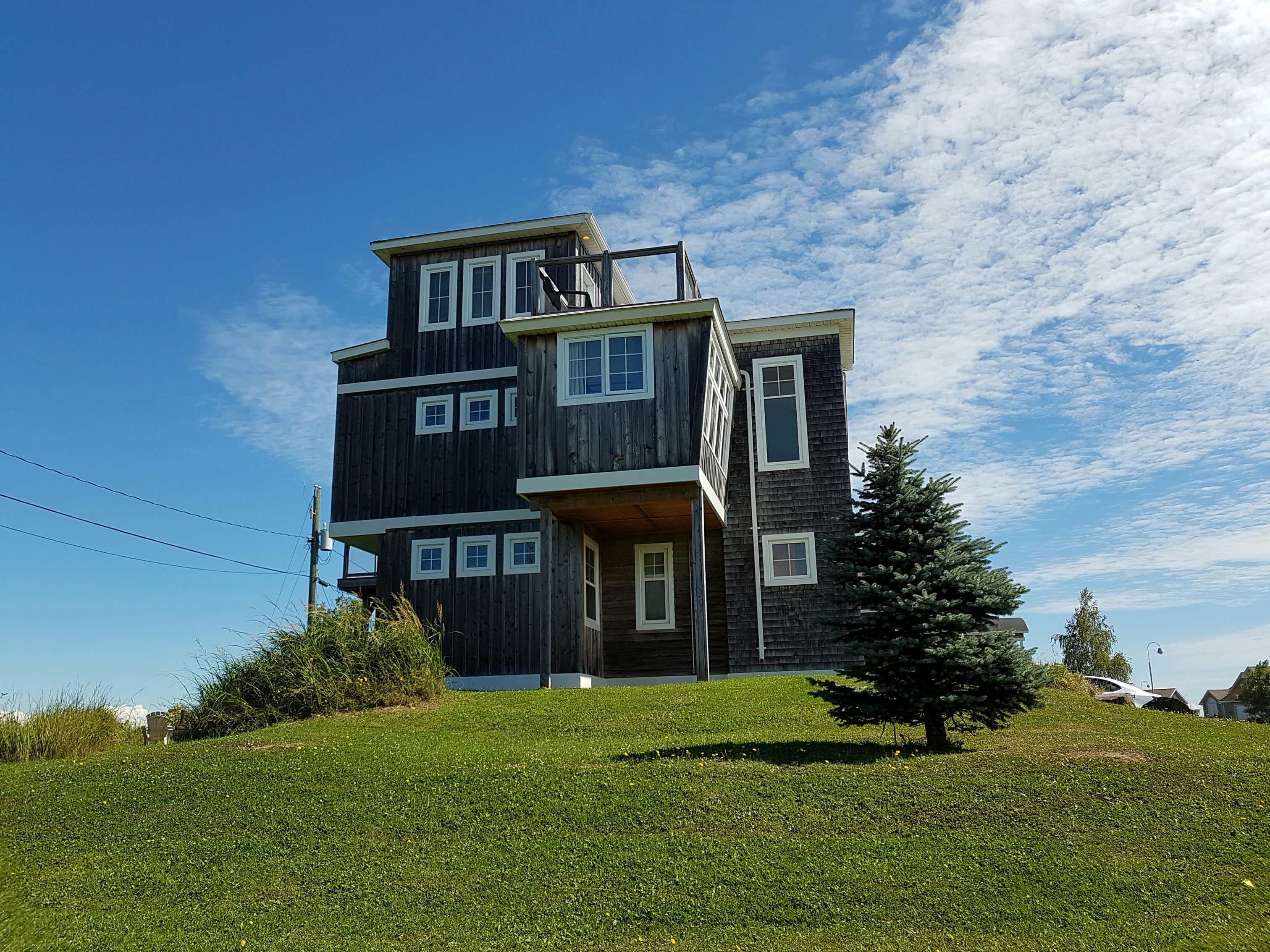 sideyard view Coastal Vacation Rentals